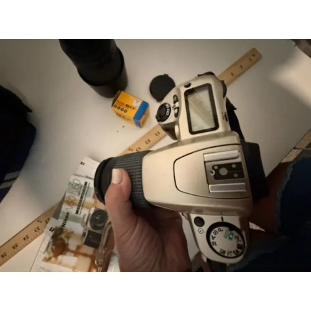 nikkon nikon camera